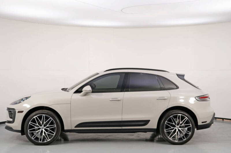 2023 Porsche Macan