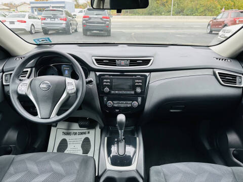 2016 Nissan Rogue SV