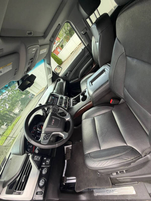 2018 GMC Yukon SLT