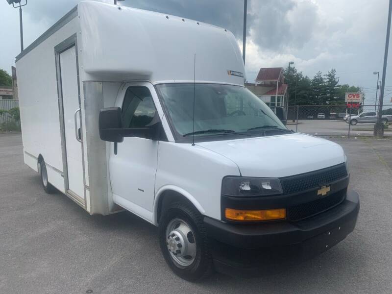 2021 Chevrolet Express for sale in Columbia, TN