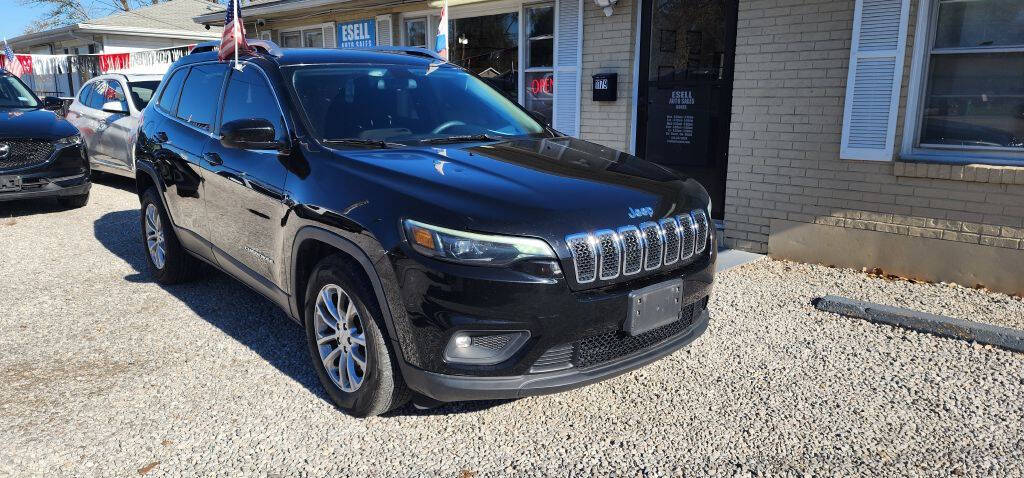 2019 Jeep Cherokee for sale at ESELL AUTO SALES in Cahokia, IL