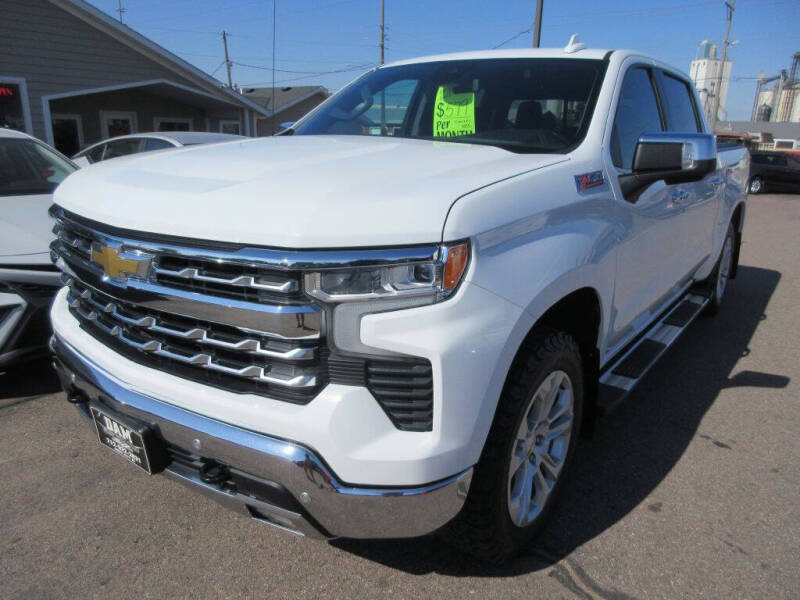 2023 Chevrolet Silverado 1500 LTZ's photo
