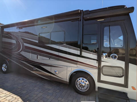2017 Tiffin Allegro Breeze 32BR