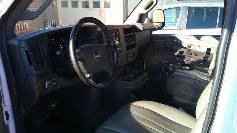 2023 GMC Savana 2500