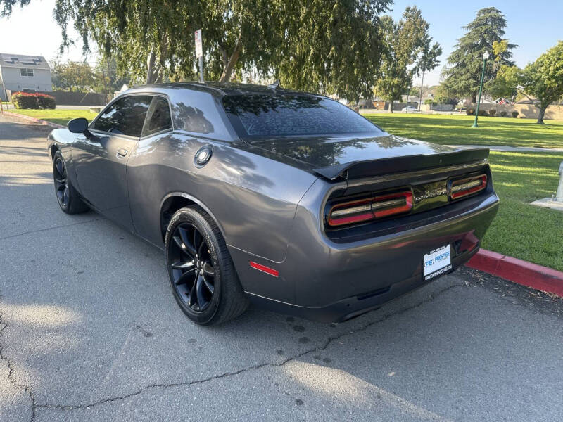 2017 Dodge Challenger