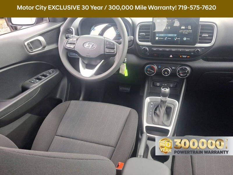2026 Hyundai Venue SE