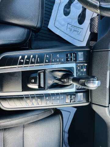 2015 Porsche Macan Turbo