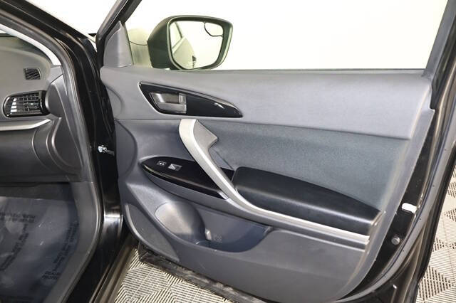 2023 Mitsubishi Eclipse Cross LE