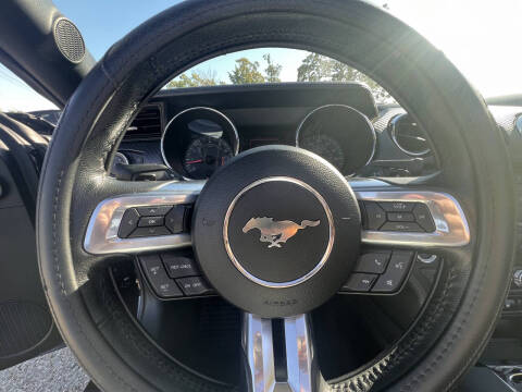 2016 Ford Mustang V6