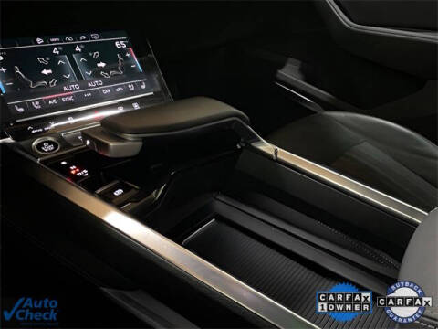 2023 Audi e-tron quattro Premium Plus