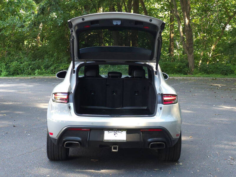 2023 Porsche Macan