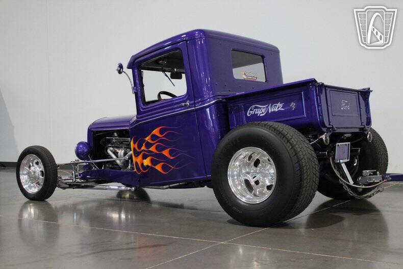 1933 Ford F-100