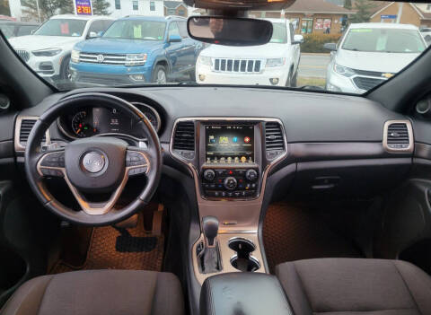 2017 Jeep Grand Cherokee Laredo