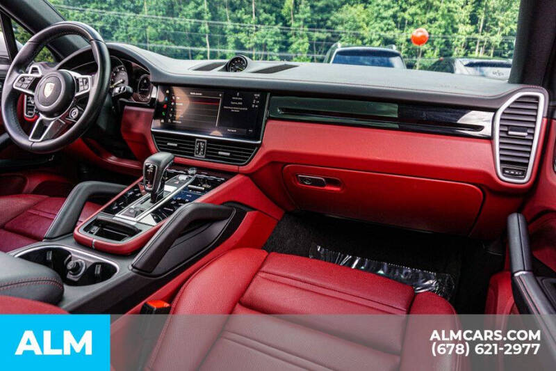 2023 Porsche Cayenne