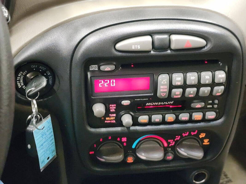 2002 Pontiac Grand Am SE