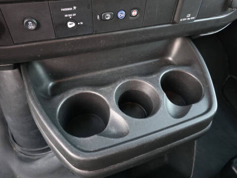 2022 Chevrolet Express 2500