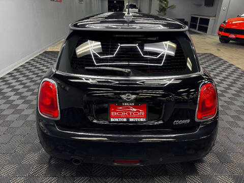 2018 MINI Hardtop 2 Door Cooper