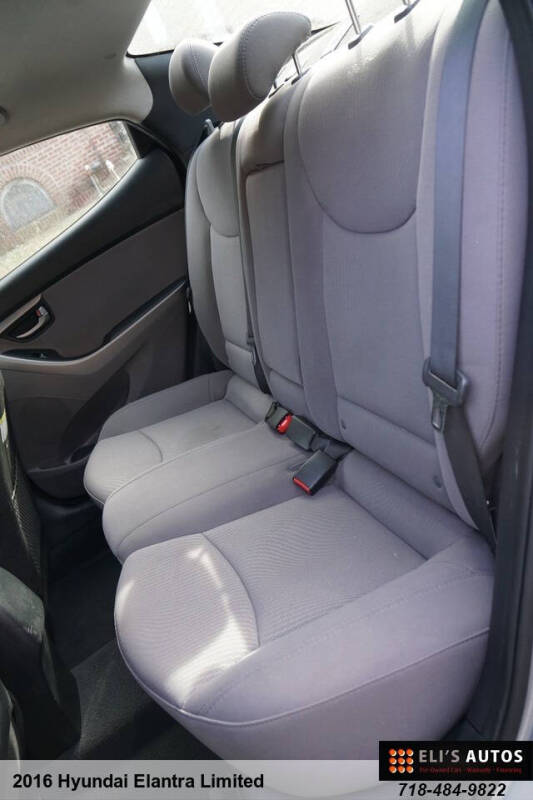 2016 Hyundai Elantra