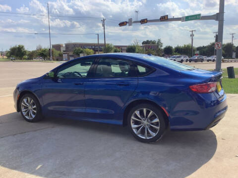 2015 Chrysler 200 S