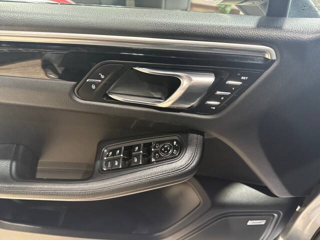 2018 Porsche Macan S