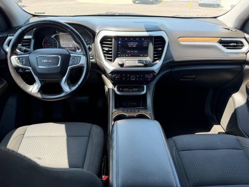 2020 GMC Acadia SLE