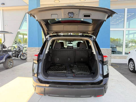 2025 Nissan Rogue S