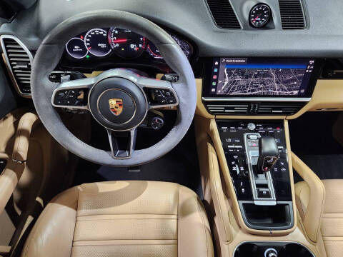 2023 Porsche Cayenne