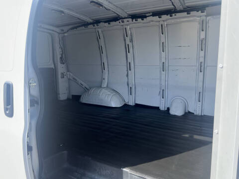 2022 Chevrolet Express 3500