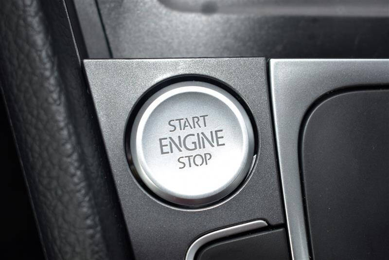 2016 Volkswagen e-Golf SE