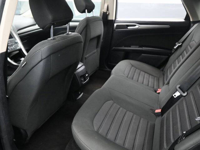 2020 Ford Fusion Hybrid SE