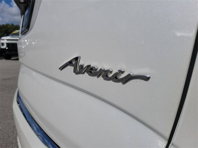 2022 Buick Enclave Avenir