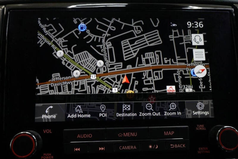 2022 Nissan Titan SV