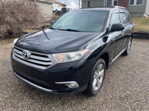 2013 Toyota Highlander for sale at TIM'S AUTO SOURCING LIMITED in Tallmadge OH