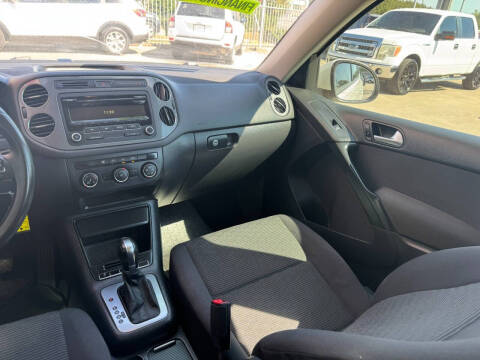 2013 Volkswagen Tiguan S