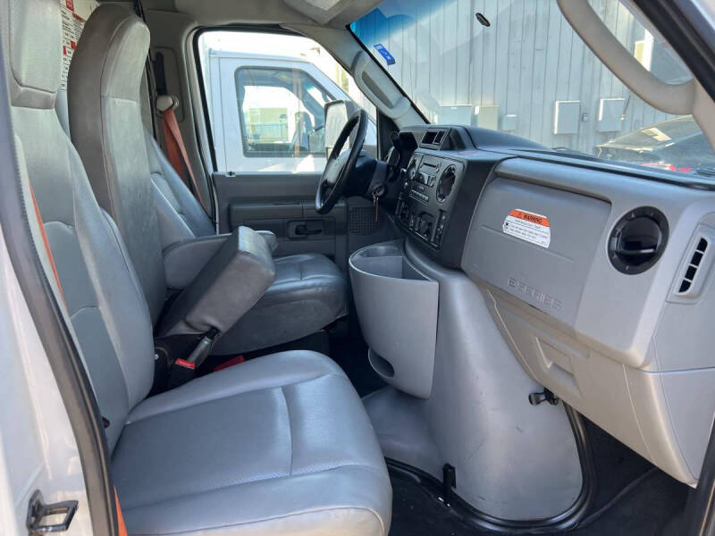 2019 Ford E-Series