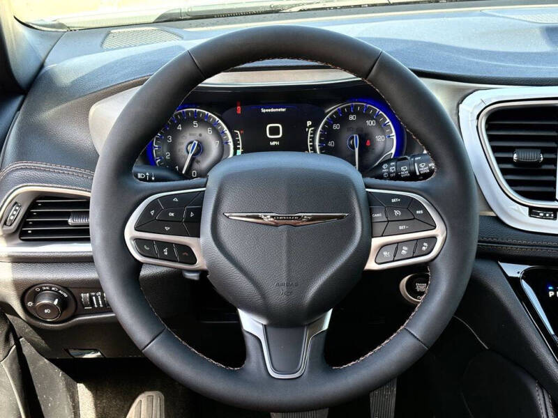 2026 Chrysler Pacifica Pinnacle