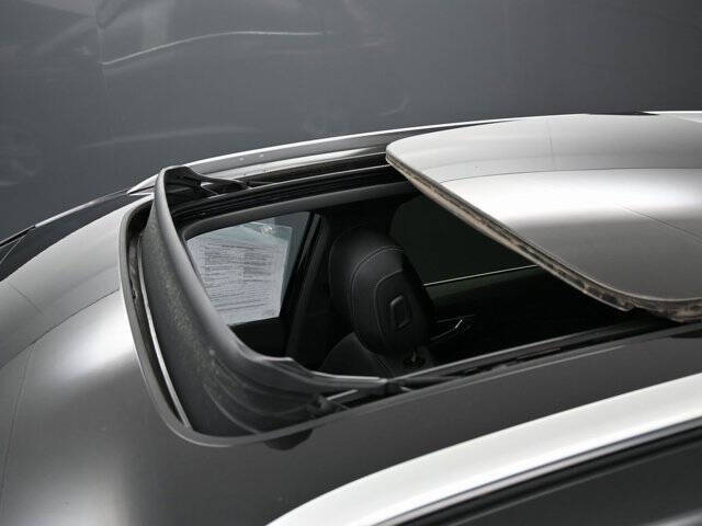 2024 Audi Q4 e-tron quattro Premium 50