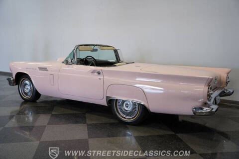 1957 Ford Thunderbird