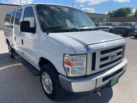 2011 Ford E-Series E-350 SD XLT