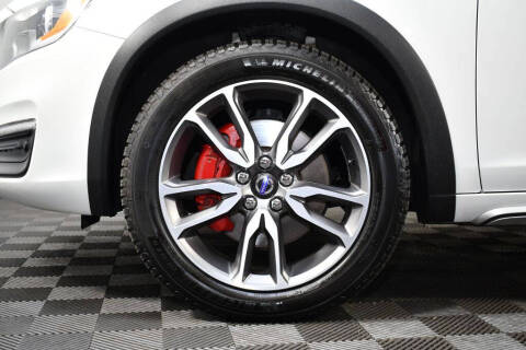 2015 Volvo V60 Cross Country T5