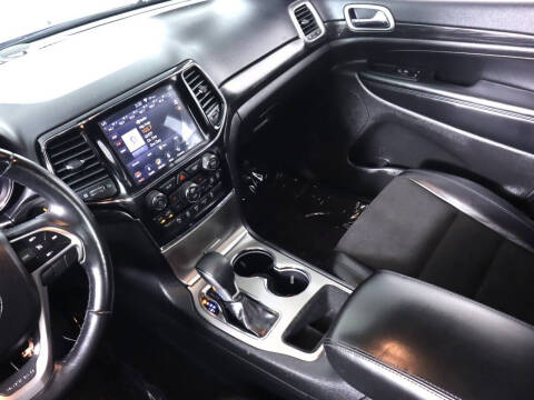 2019 Jeep Grand Cherokee Laredo E