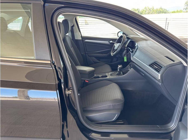 2024 Volkswagen Jetta S