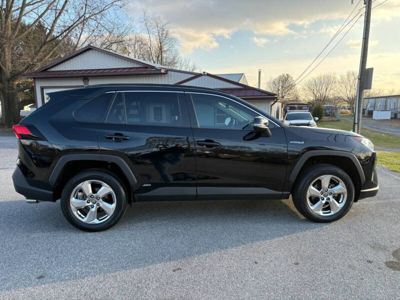 2021 Toyota RAV4 Hybrid XLE Premium