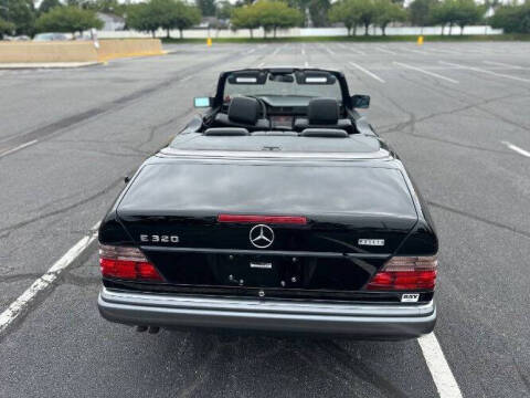 1995 Mercedes-Benz E-Class E 320