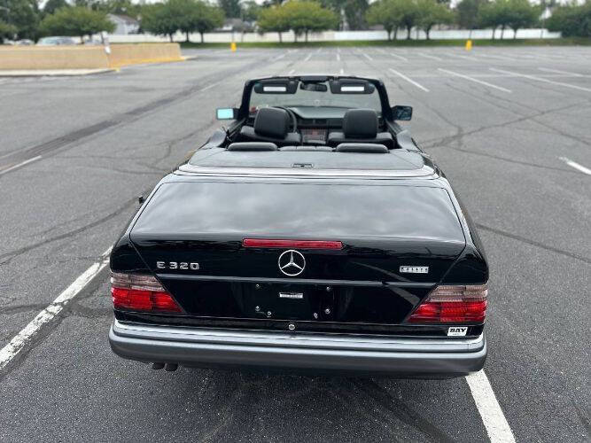 1995 Mercedes-Benz E-Class E 320