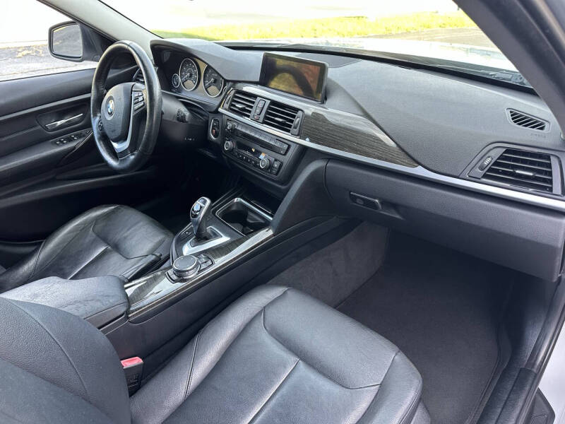 2015 BMW 3 Series 328i xDrive