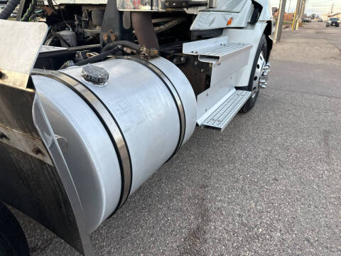 2021 International RH613