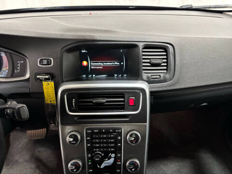 2016 Volvo S60 T5 Drive-E Premier