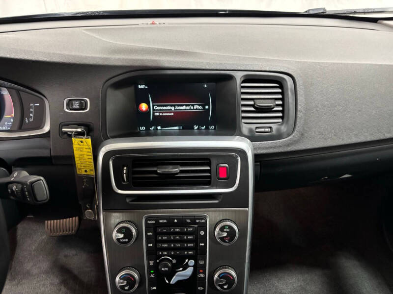 2016 Volvo S60 T5 Drive-E Premier