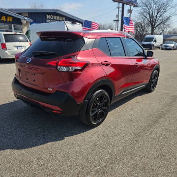 2020 Nissan Kicks SR